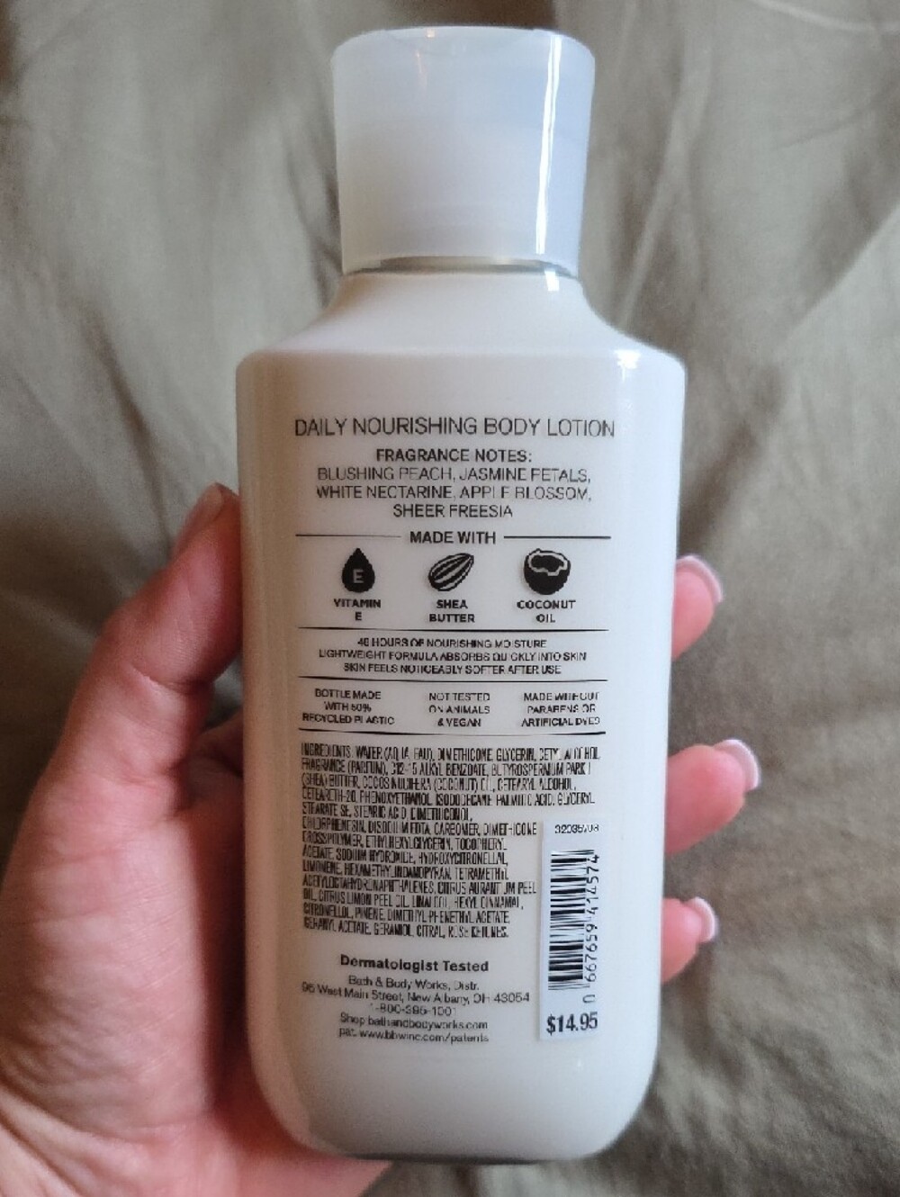 Bath & Body Works Pretty As A Peach Lotion - Picture 2 of 3